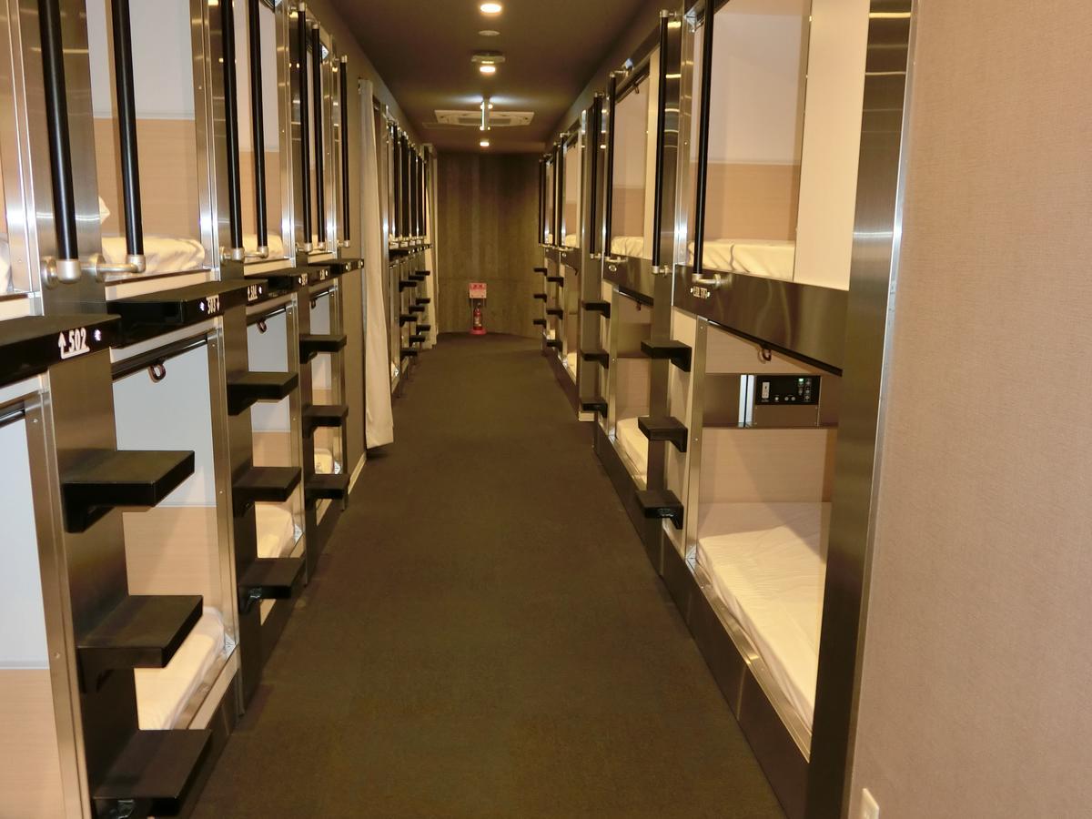 Capsule Hotel Valie Ebisucho Osaka Exterior foto