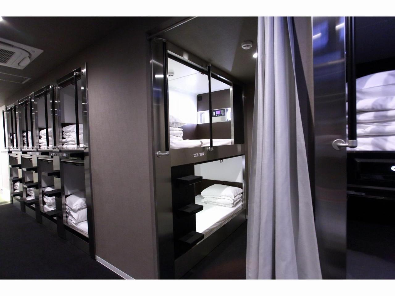 Capsule Hotel Valie Ebisucho Osaka Exterior foto
